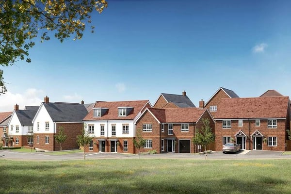 2 bedroom apartment with en suite to main bedroom - Image 2