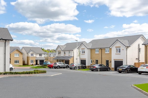 2 bedroom mid terrace with allocated parking - Image 2