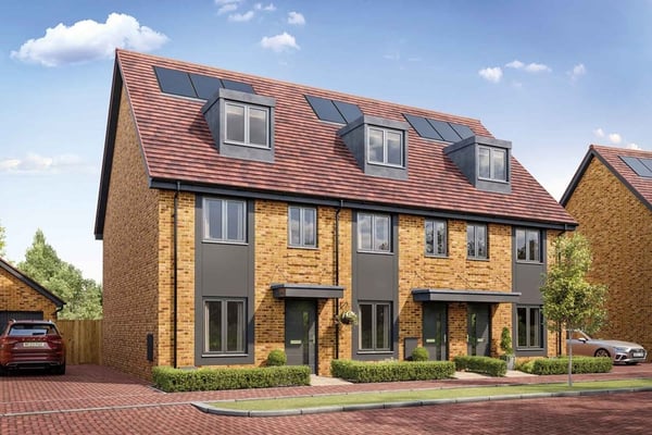 3 bedroom detached with double doors to the garden - Image 2