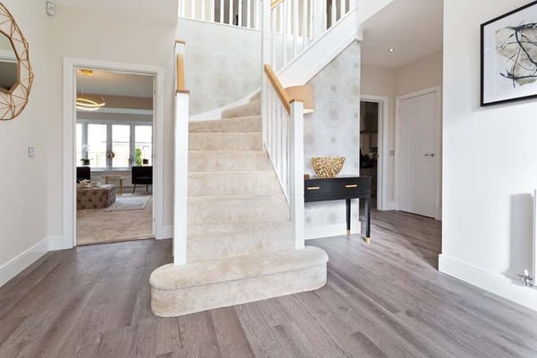 5 bedroom detached with garden room and double garage - Image 2