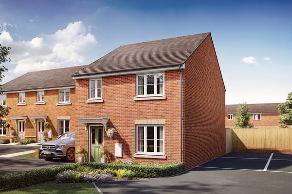 4 bedroom semi-detached with solar panels - Image 1