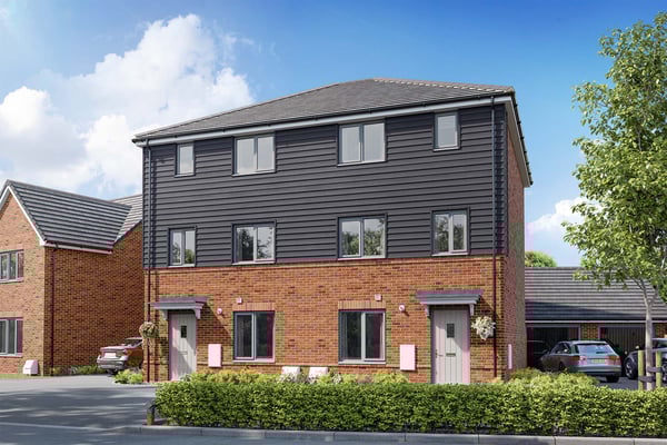 4 bedroom semi-detached with south facing garden - Image 1