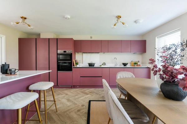 4 bedroom detached with sociable layout - Image 1