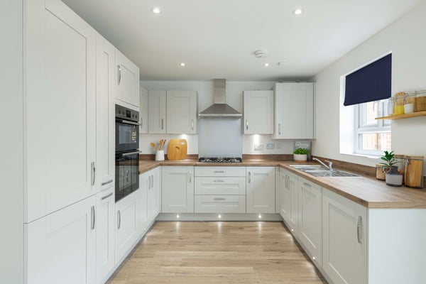 4 bedroom detached with flexible layout - Image 1