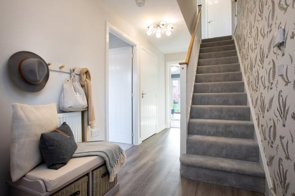 2 bedroom apartment with open plan kitchen/living - Image 3