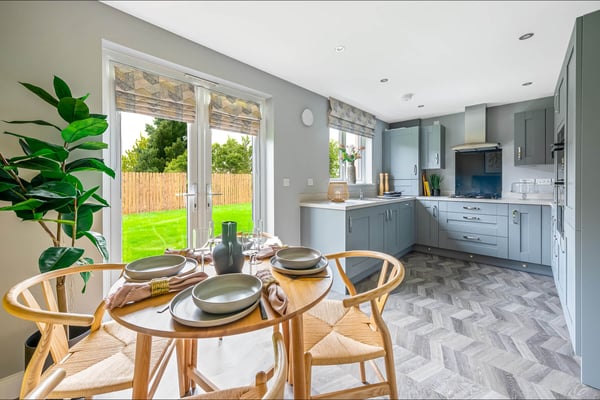 3 bedroom end terrace with £5,000 worth of extras fitted - Image 1