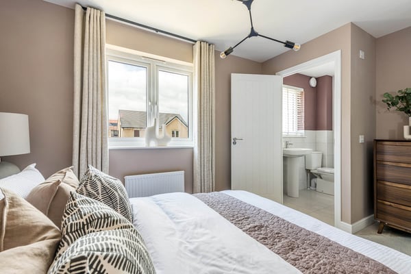 3 bedroom semi-detached with open-plan kitchen diner - Image 1