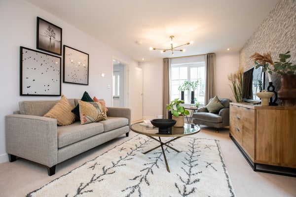4 bedroom detached with detached garage - Image 1