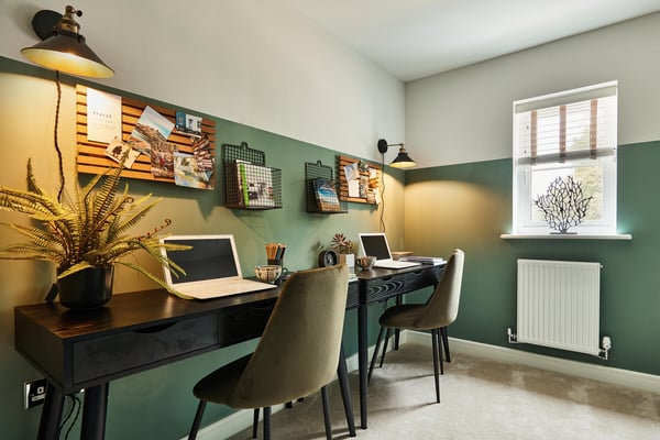 3 bedroom detached with garage and study - Image 1