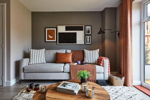 2 bedroom semi-detached with off street parking - Image 1