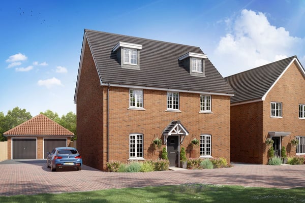5 bedroom detached spread across three floors - Image 1