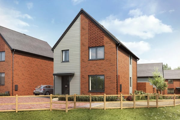 4 bedroom detached with detached garage - Image 1