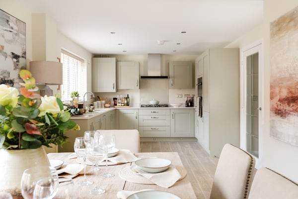 4 bedroom detached with premium upgrades - Image 1