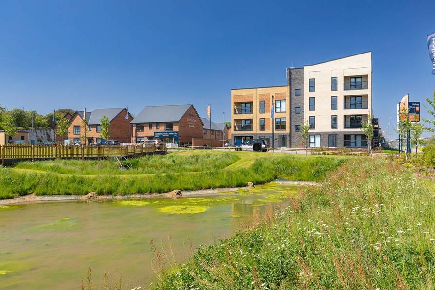 Ebbsfleet Cross At Garden City - Main Image