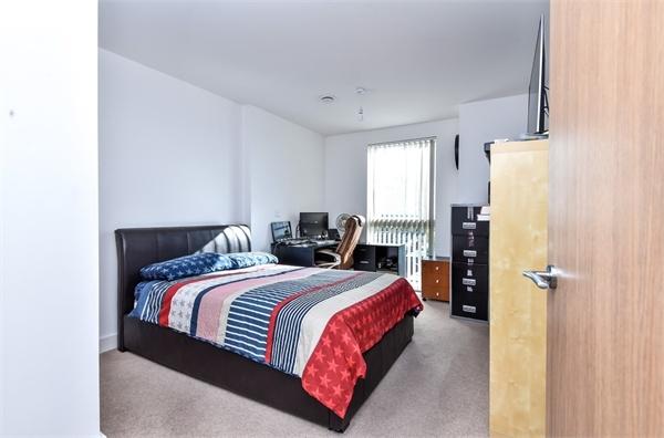 Silchester Apartments - Image 4