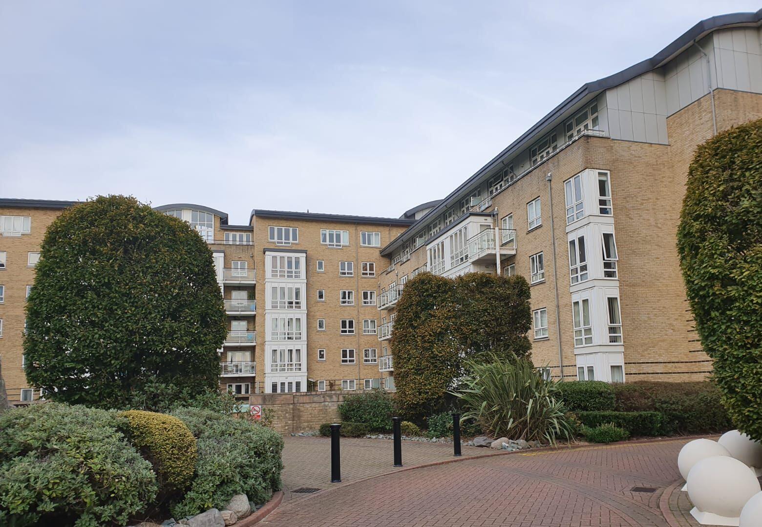 St David's Square - Main Image