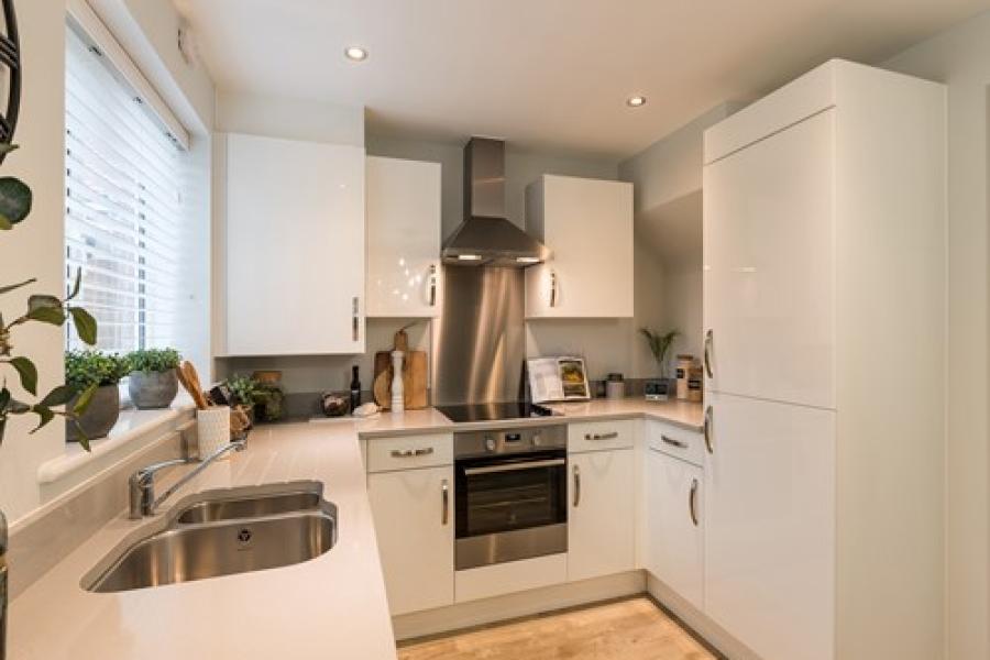 Persimmon - Windrush Place - Witney - 1